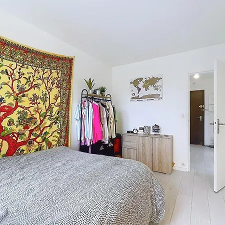 Apartment Charming Flat Place Des Fetes *